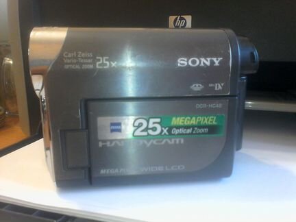 Видеокамера Sony DCR-HC48