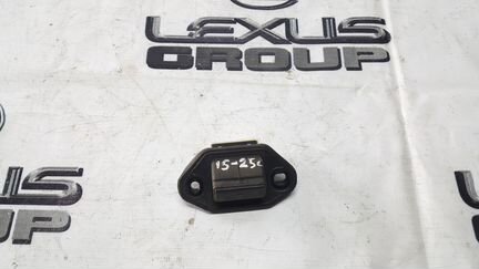 Кнопка открывания багажника Lexus IS 250