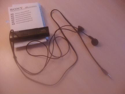 Плеер Sony NWZ -B183F + наушники