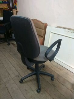 Кресло офисное (компьютерное)
