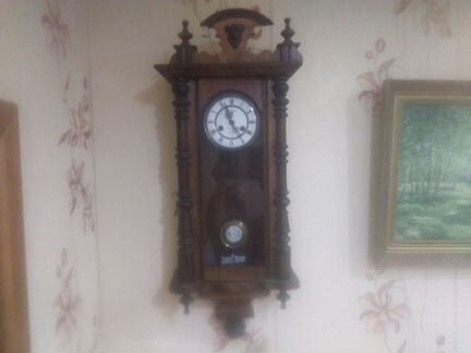 Часы старинные настенные на ходу