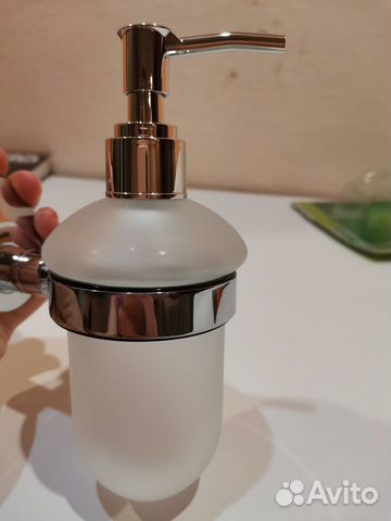 Дозатор для жидкого мыла