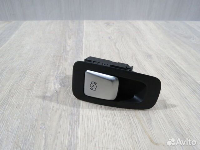 Кнопка ручника стояночного тормоза Mercedes W205