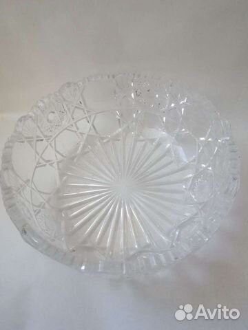 Хрусталь, стекло (рюмки, фужеры, вазы, кувшин)