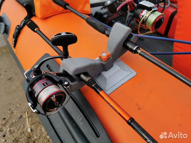 Держатель для спиннингов 