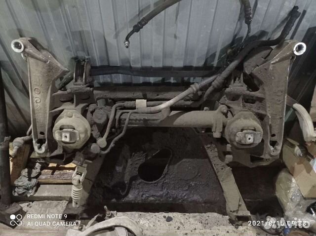 Подрамник передний бмв е65