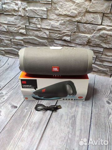 Портативная колонка jbl