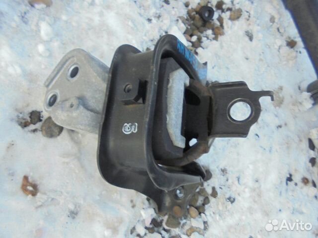 Подушка двигателя правая Toyota Probox NCP52