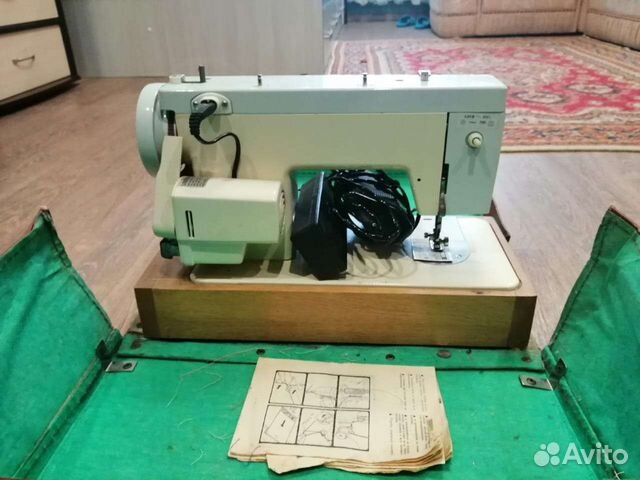 Швейная машина Чайка 134