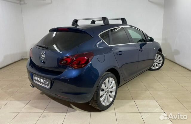 Opel Astra `2010