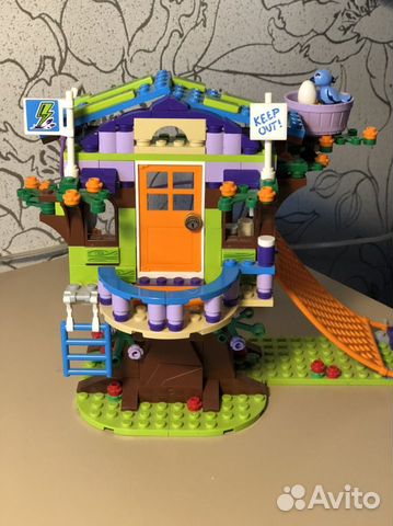 Lego домик Мии на дереве