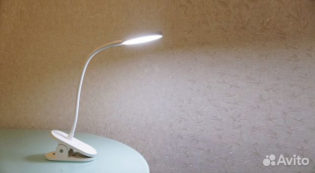 Настольная светодиодная лампа с прищепкой Yeelight