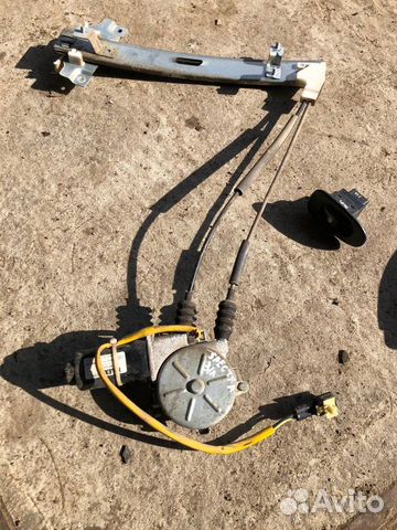 Задний стеклоподьемник Kia spectra Спектра