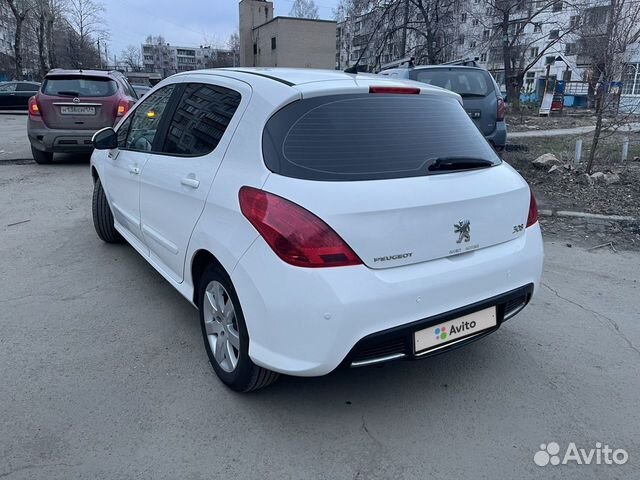 Peugeot 308 1.6 AT, 2010, 130 000 км