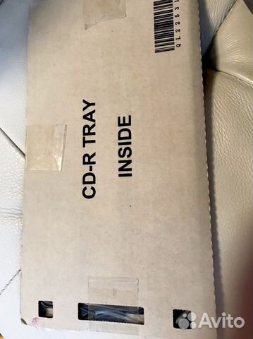 Вставка в принтер для печати на дисках