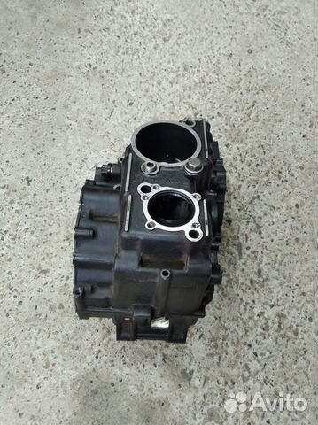 Картер двигателя Кавасаки GPX 250 Ex 250