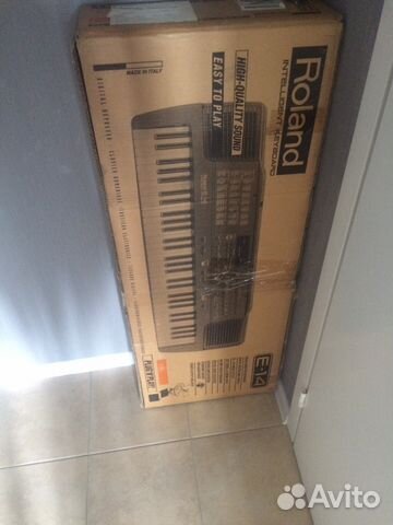 Синтезатор Roland Е-14 Синтезатор Roland Е-14