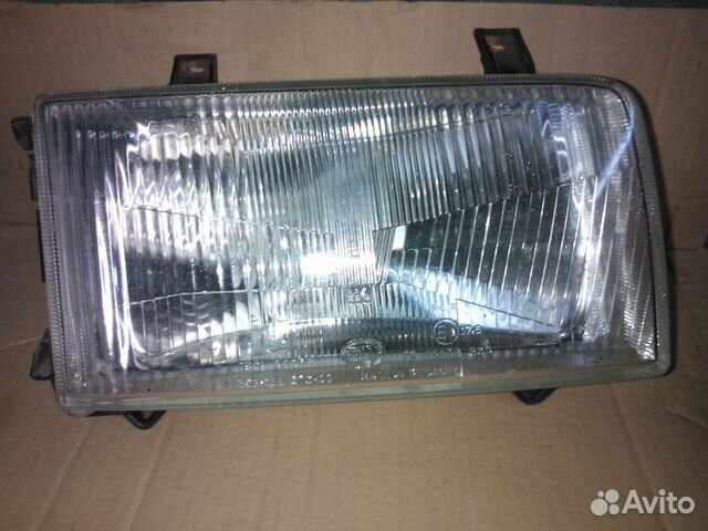 Фольксваген т4 VW T4 Фара правая