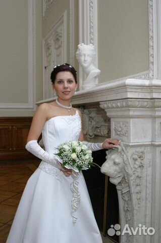 Свадебное платье белое