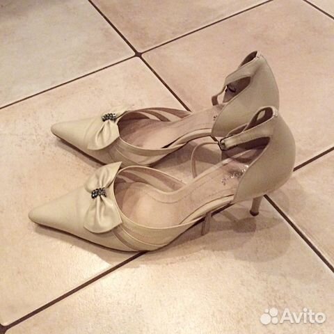 Свадебные кожаные туфли