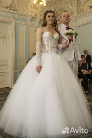 Свадебное платье