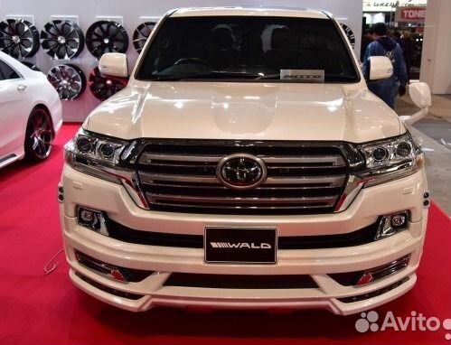 Toyota Land Cruiser 200 Wald sports line Toyota Land Cruiser 200 Wald sports line