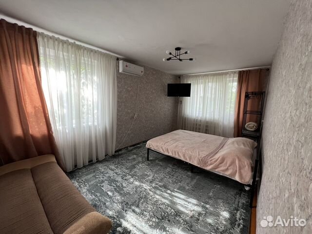 

1-к. квартира, 30 м², 3/5 эт.