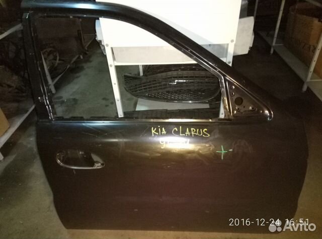 Дверь передняя правая Kia Clarus Дверь передняя правая Kia Clarus