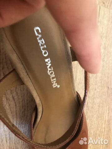 Босоножки кожаные почти новые Carlo Pozalini