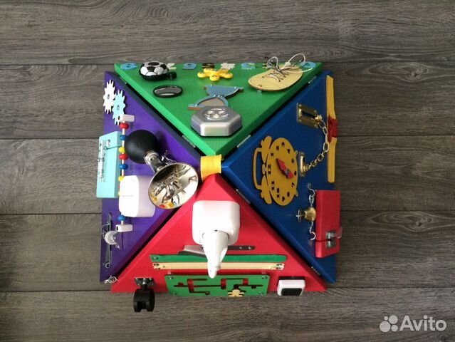 Развивающие игрушки - Бизиборд