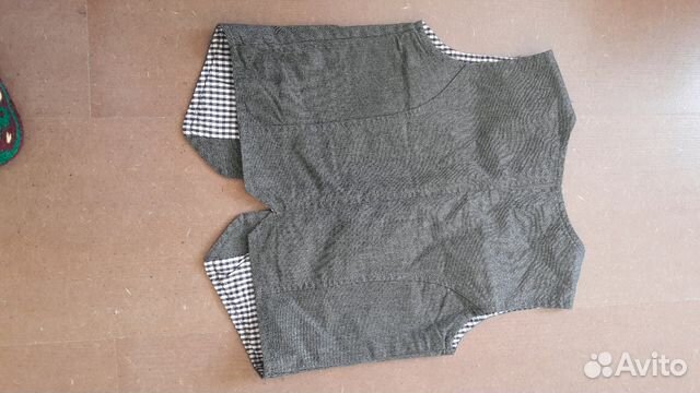 Жилетка новая