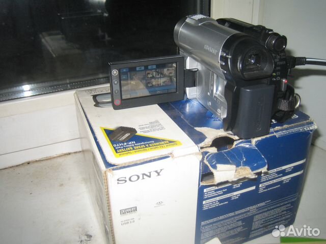 Видеокамера Sony DCR-DVD 610E