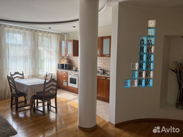

3-к. квартира, 131 м², 4 кровати