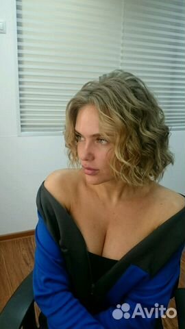 Причёски и макияж