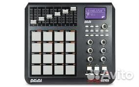 Миди-Контроллер akai MPD-26