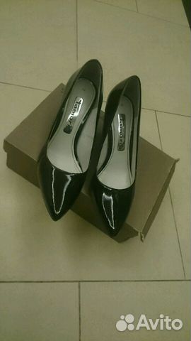Новые лакированные туфли Новые лакированные туфли
