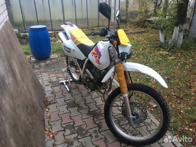 Suzuki dr 250