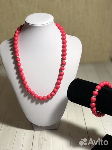 Комплект из ожерелья и браслета Комплект из ожерелья и браслета