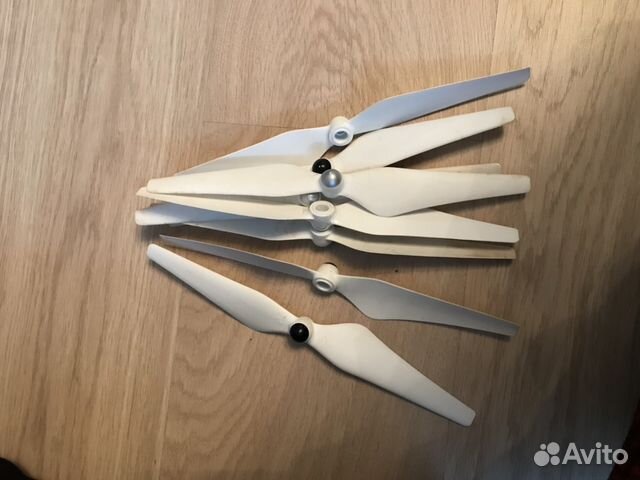 Квадрокоптер DJI Phantom 3 Advanced Квадрокоптер DJI Phantom 3 Advanced