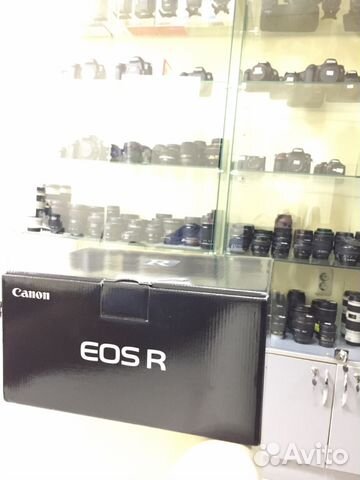 Фотоаппарат Canon EOS R body Фотоаппарат Canon EOS R body