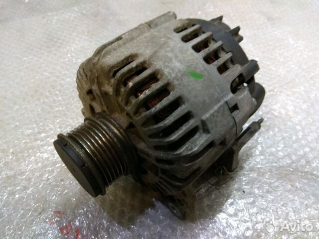 Генератор VW Passat В6 06F903023C