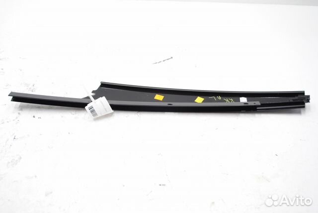 Накладка двери передняя левая Range Rover 4