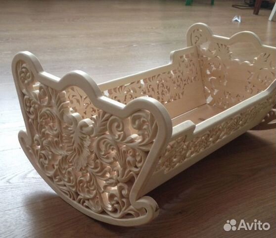 Резная люлька - кроватка для ребенка новорженного