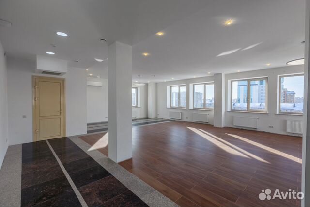 Помещение свободного назначения, 1200 м² Помещение свободного назначения, 1200 м²