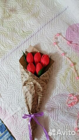 Букет тюльпанов из конфет