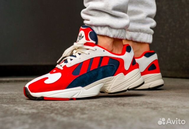 Кроссовки Adidas Yung 1