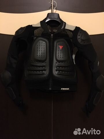 Dainese защита спины и рёбер S -ка