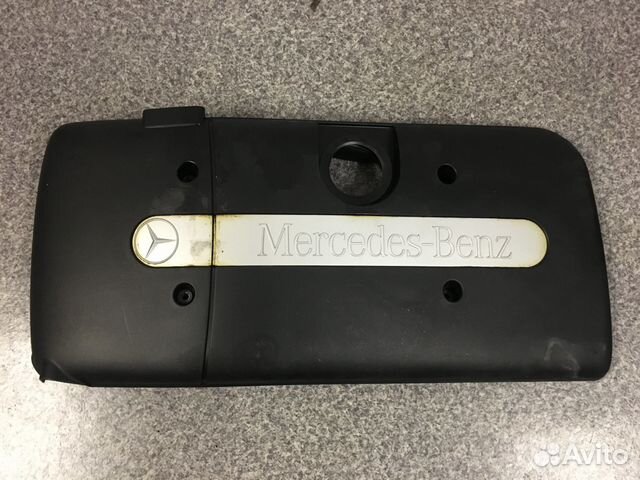 Крышка двигателя Мерседес 2.7 om612 A6120100367