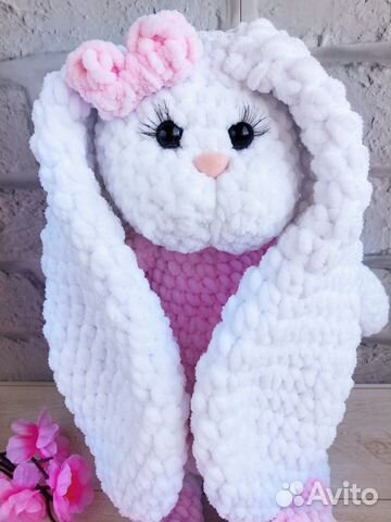 Вязаная игрушка зайка Вязаная игрушка зайка