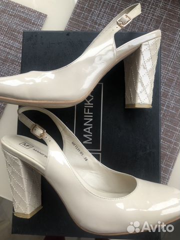 Туфли Manifika бежевые лаковые